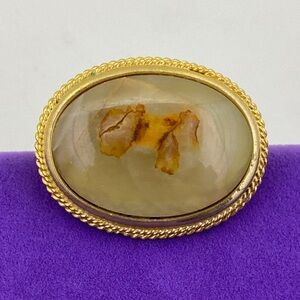 💛 Vintage Gold Plated Oval Stone Brooch | Heritage Luxury